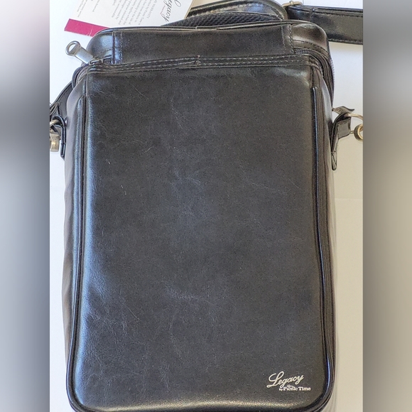 Vintage NWT Legacy wine tote - Picture 3 of 12